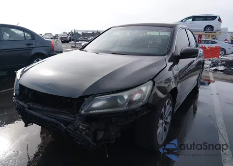 2013 Honda Accord Sport z USA, uszkodzony, nr VIN 1HGCR2F55DA095397